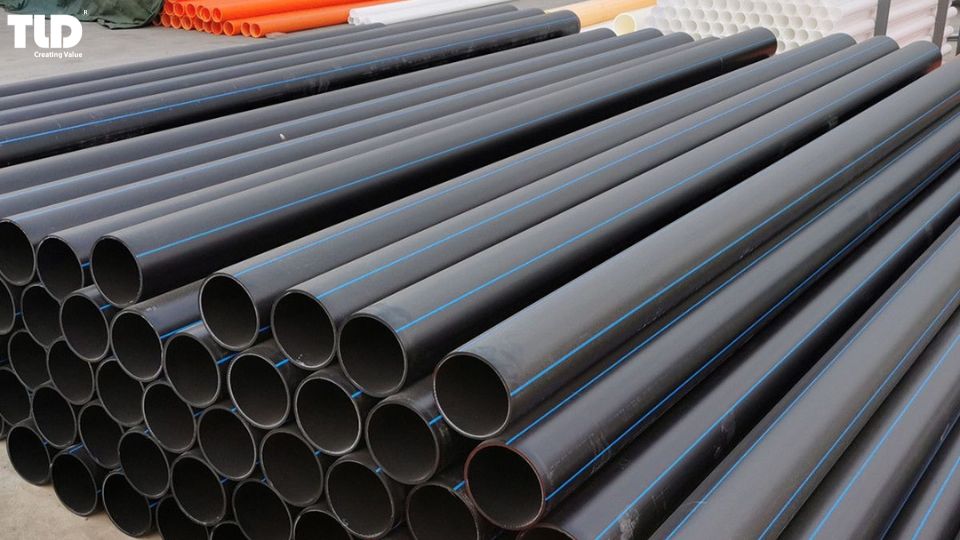 hdpe-plastic-sheets-are-crucial-in-manufacturing-bottles-for-containing-liquids