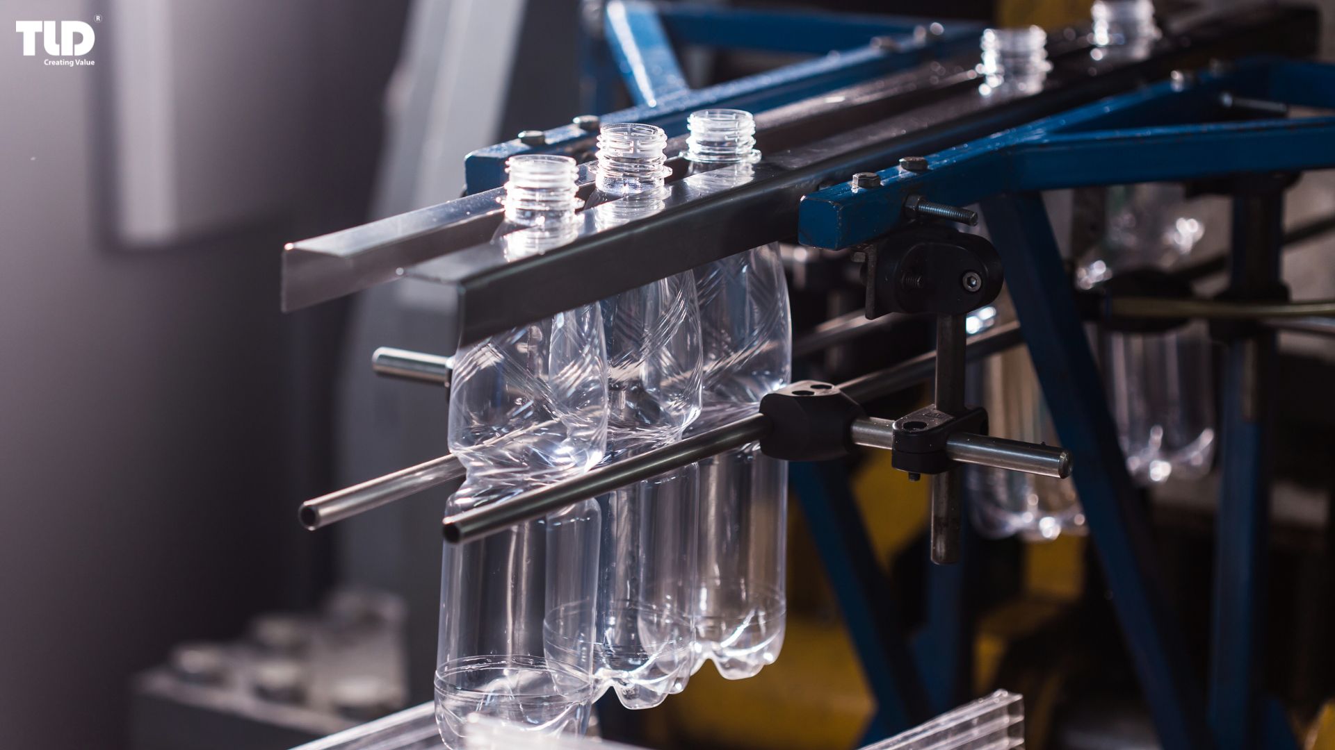 Plastic bottle processing