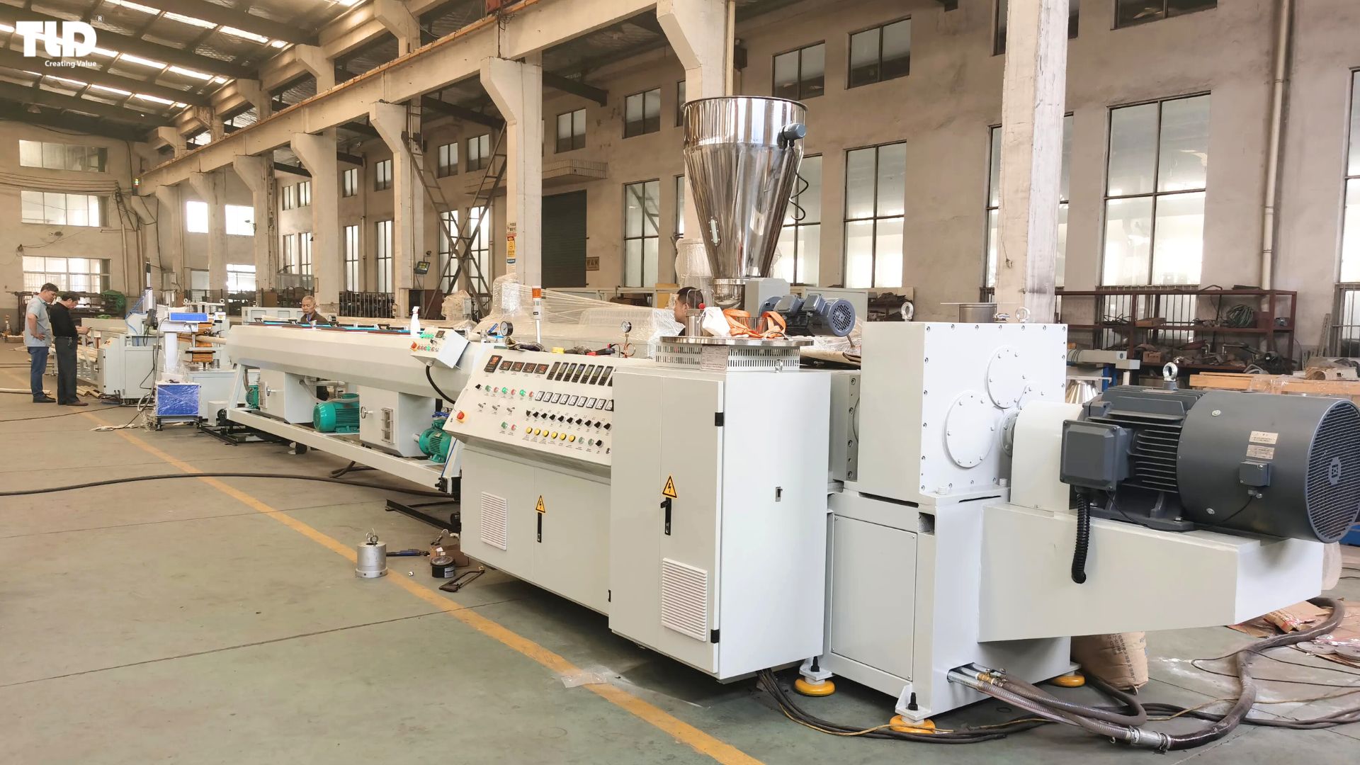 PVC pipes production line