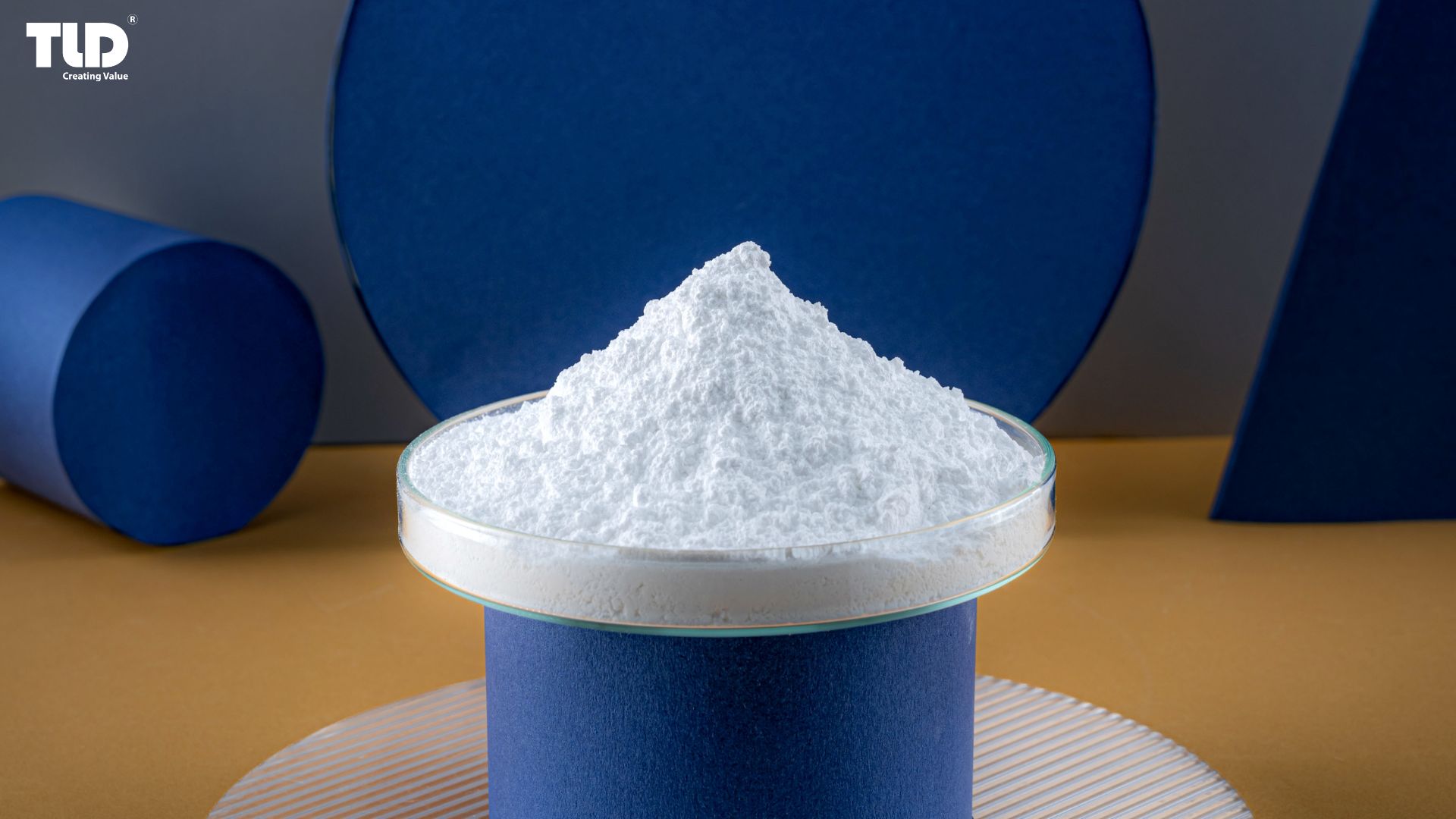 Zinc stearate acts as a lubricant and release agent in plastic applications