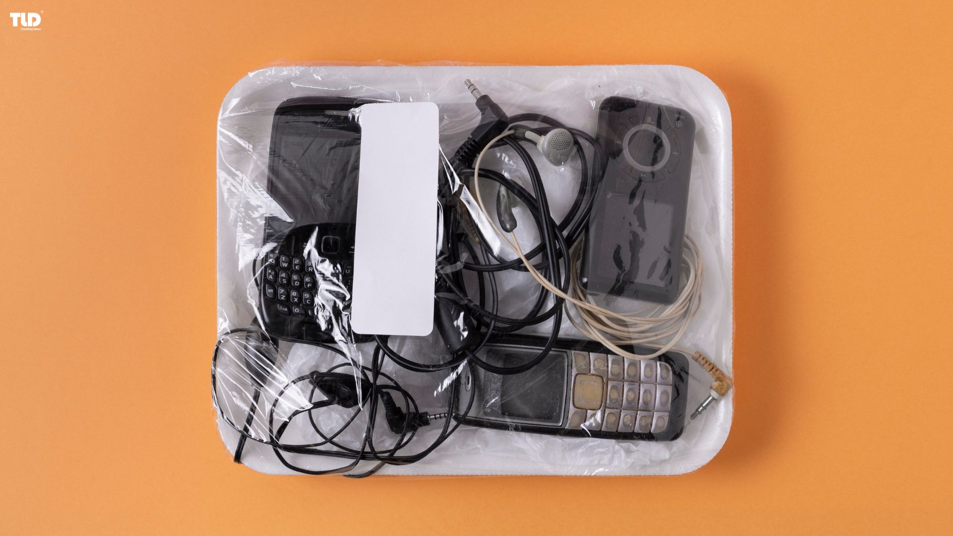 Electronic devices from engineering plastics ensure safety and reliability in electronic housings and components