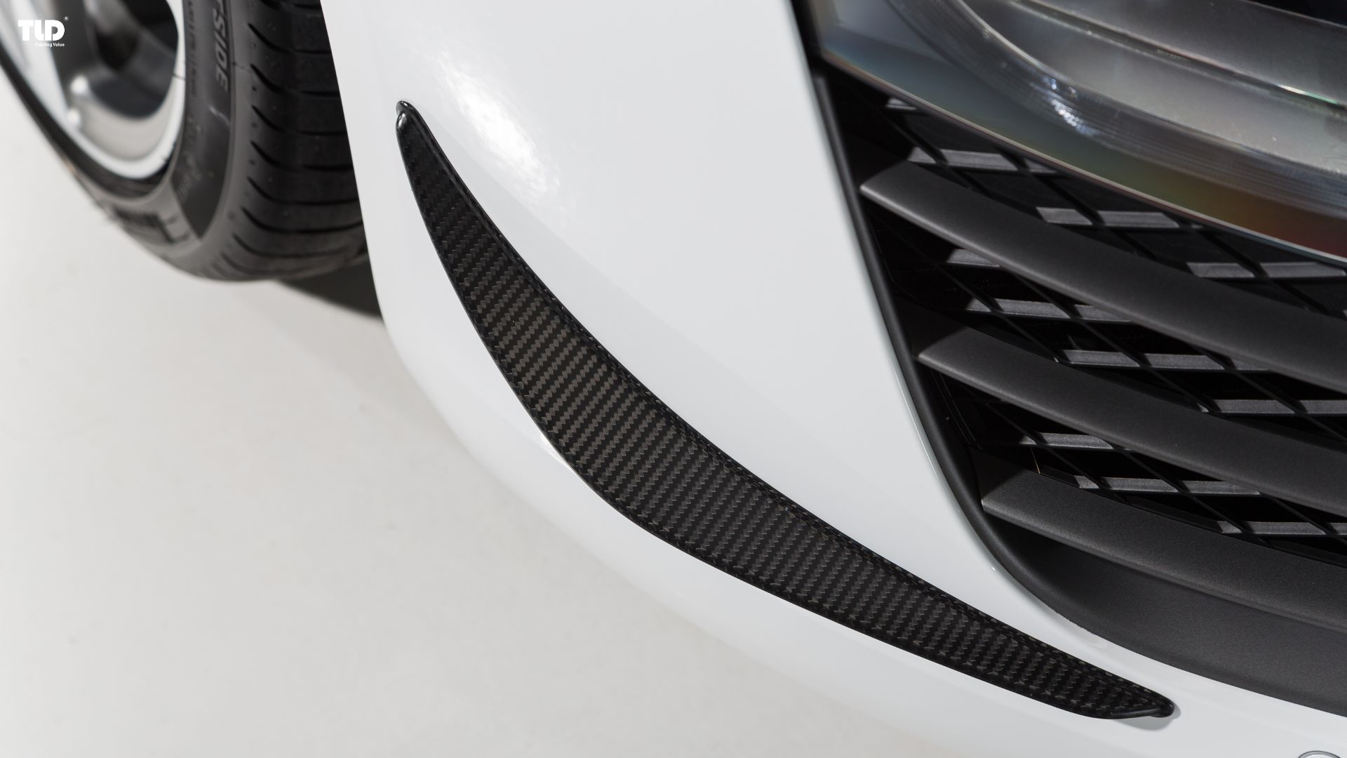 Car bumpers made from high-performance thermoplastics