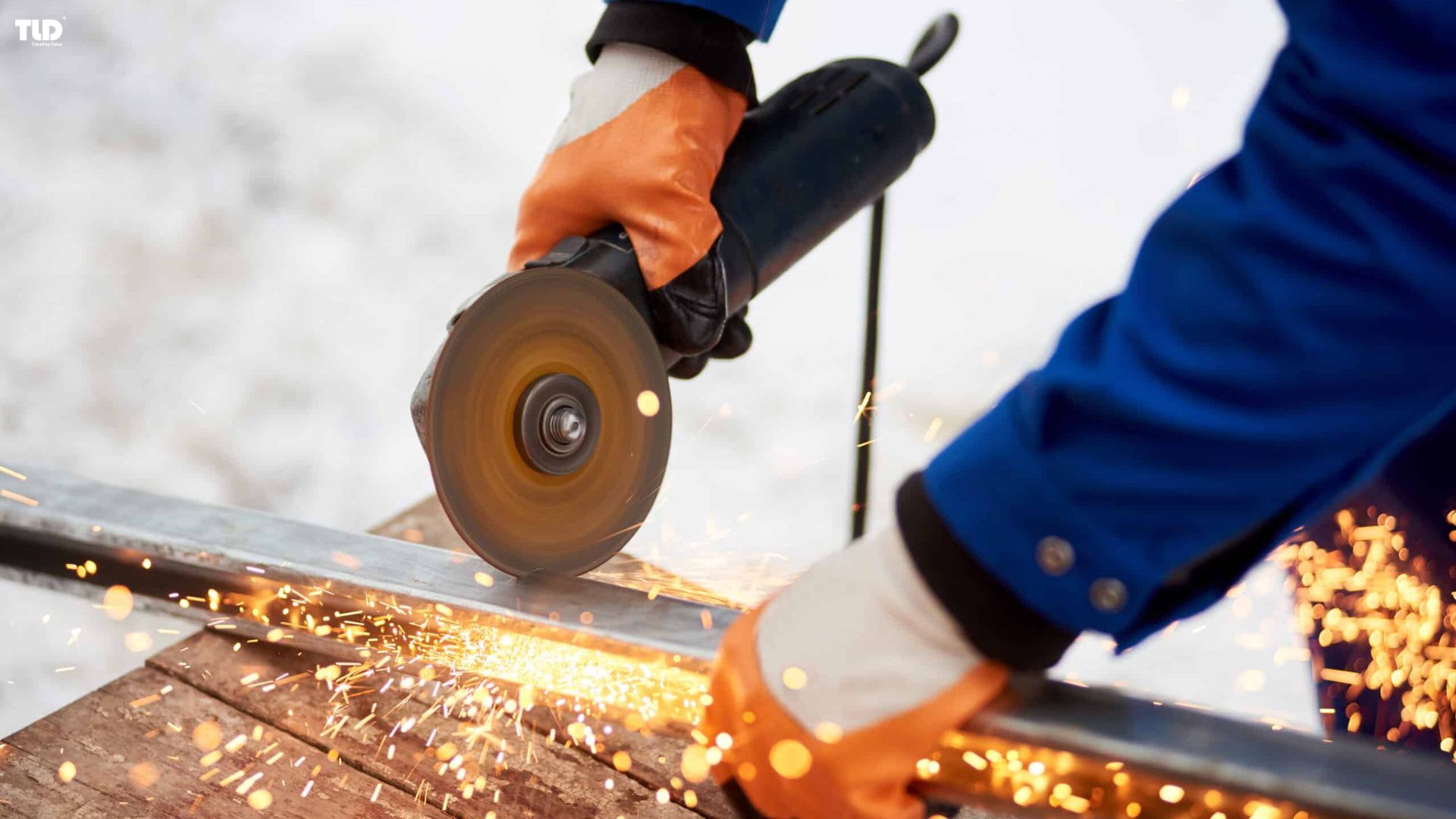 Barium stearate improves lubrication, corrosion resistance, and thermal stability in high-pressure metalworking applications