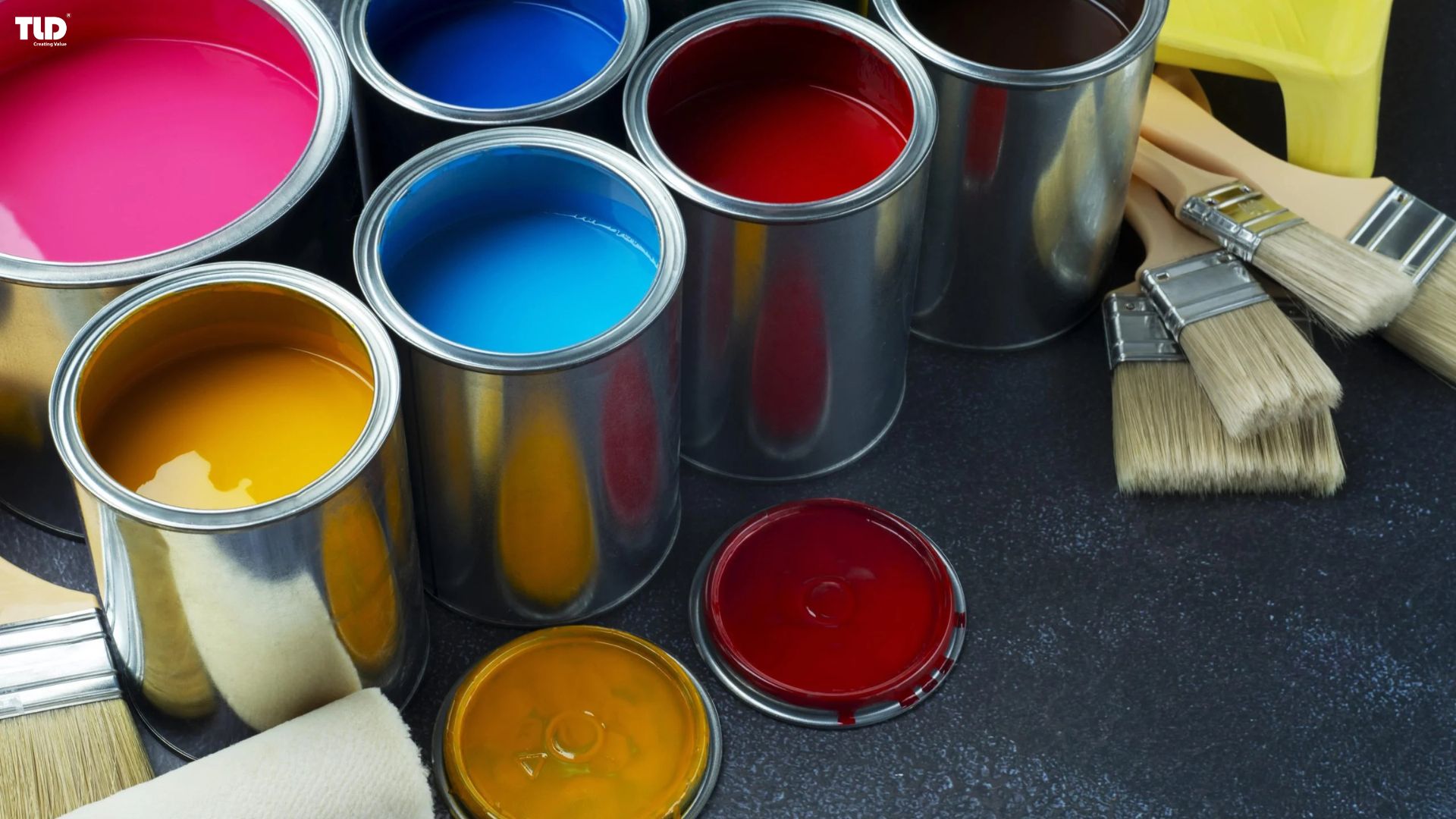 PE Wax enhances melt flow, reduces equipment wear, and improves surface quality in thermoplastic processing