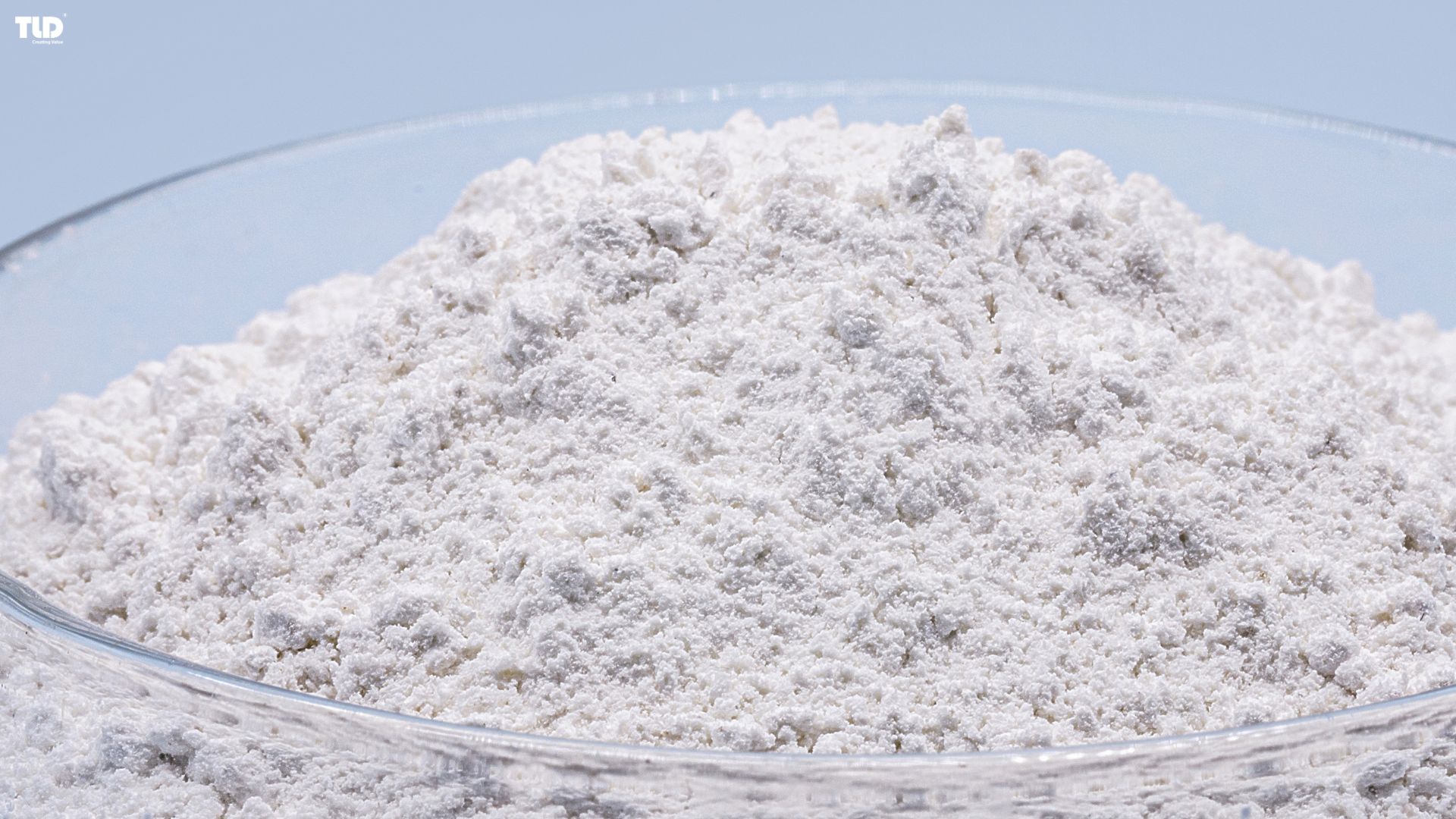 Magnesium stearate in fine white powder