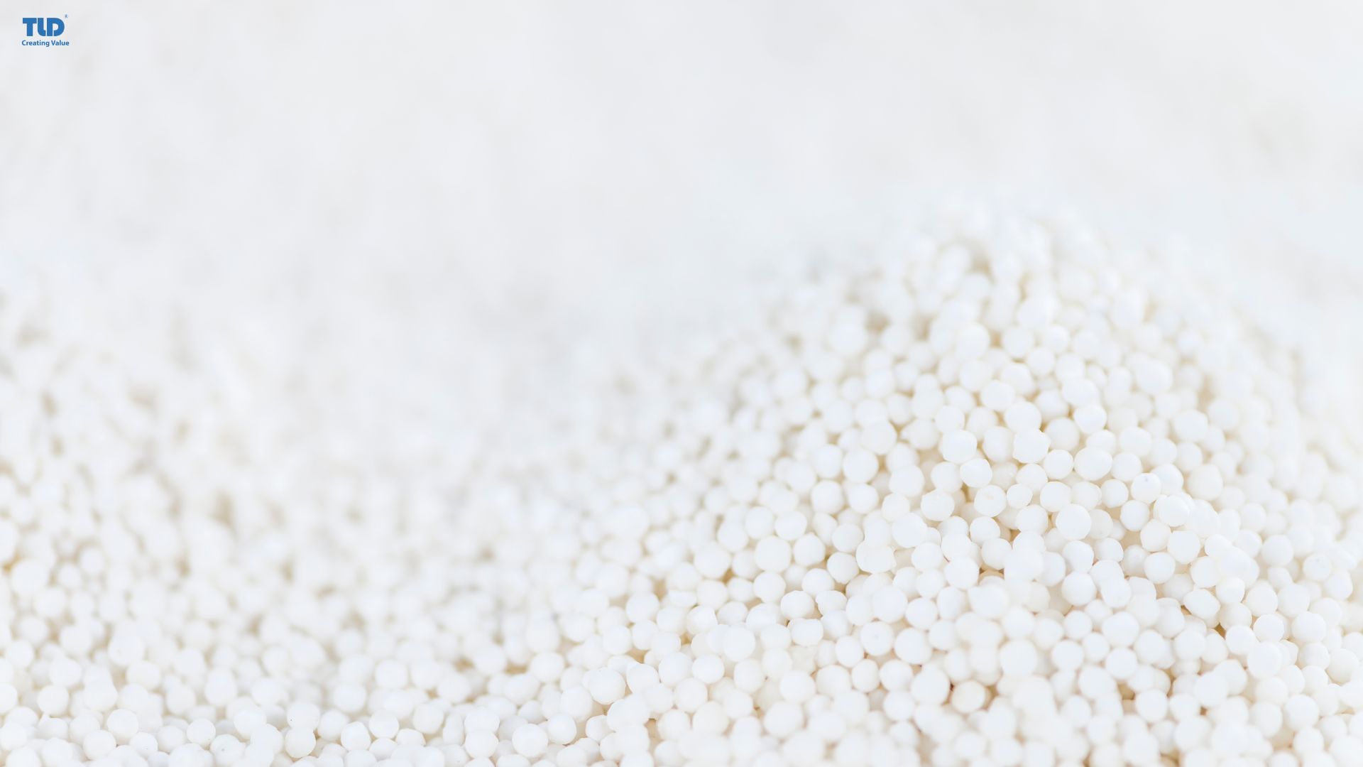 Rutile TiO₂ improves whiteness, UV stability, and long-term durability in masterbatch applications